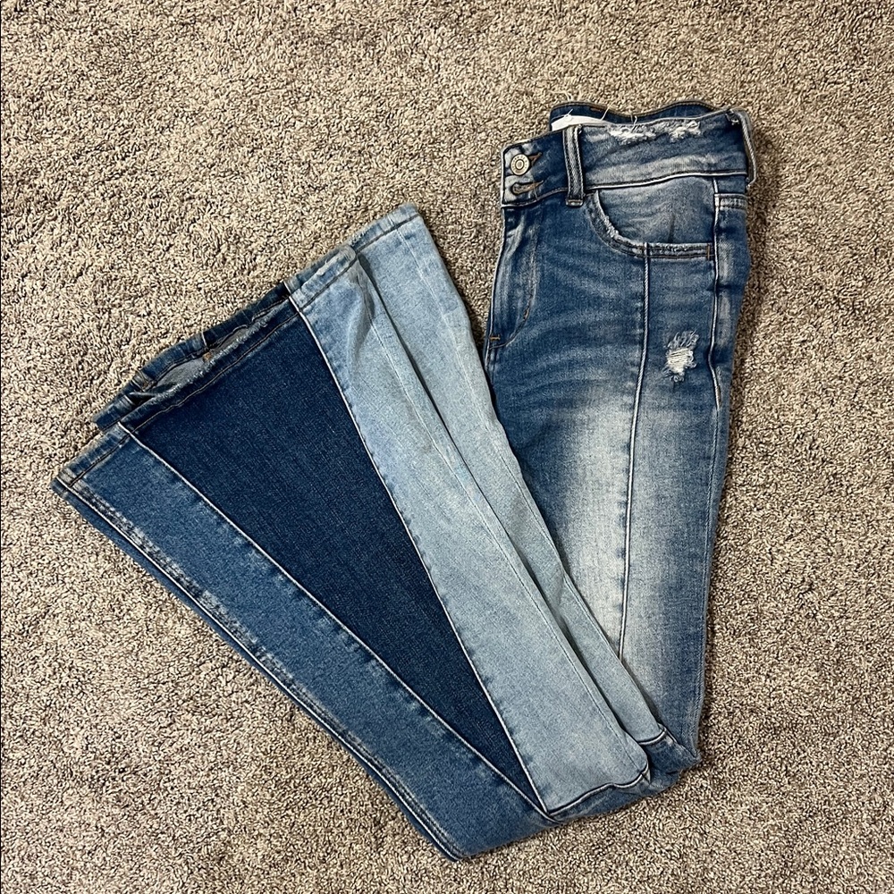 Women's Tri-Blue Flare Jeans
